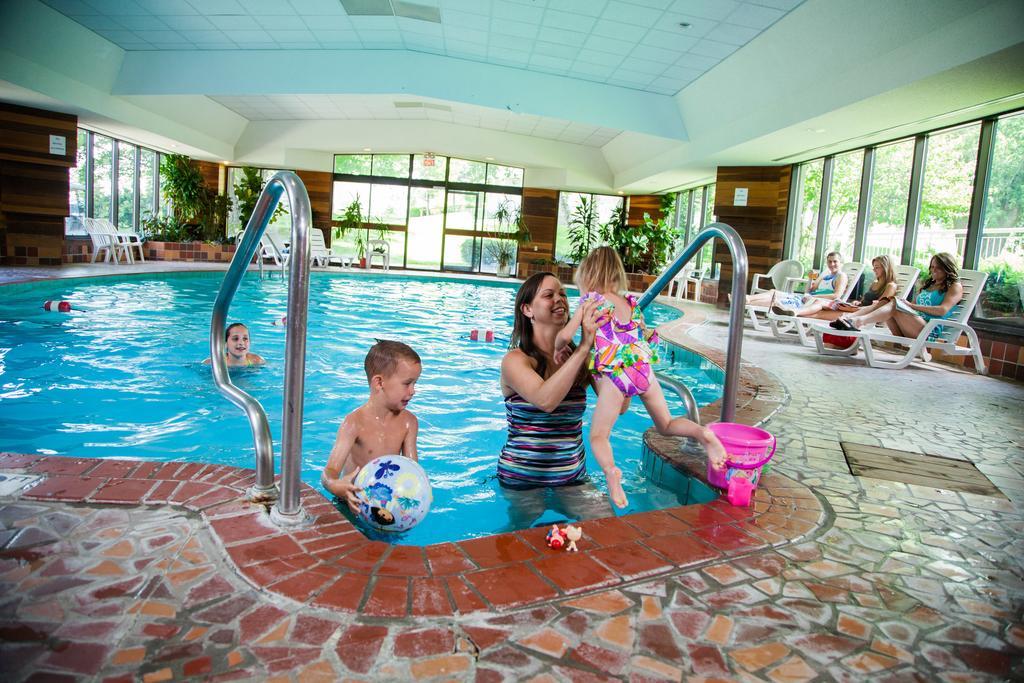 Evergreen Resort Кадилак Екстериор снимка