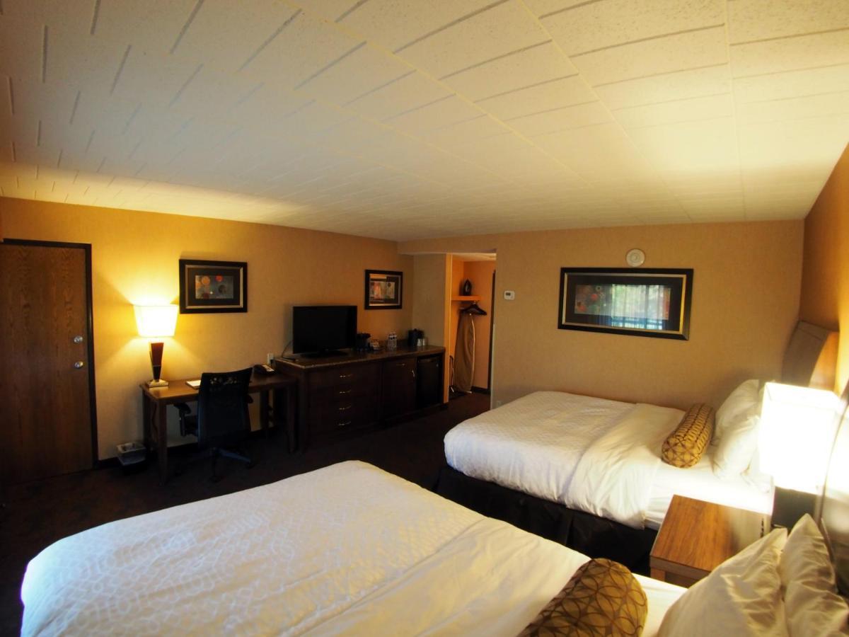 Evergreen Resort Кадилак Екстериор снимка