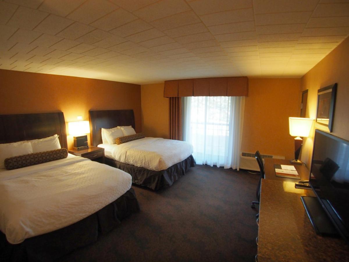 Evergreen Resort Кадилак Екстериор снимка